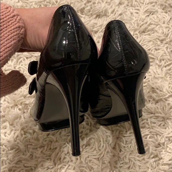 Carlos Santana size 8 black maryjane heels - Picture 3 of 5